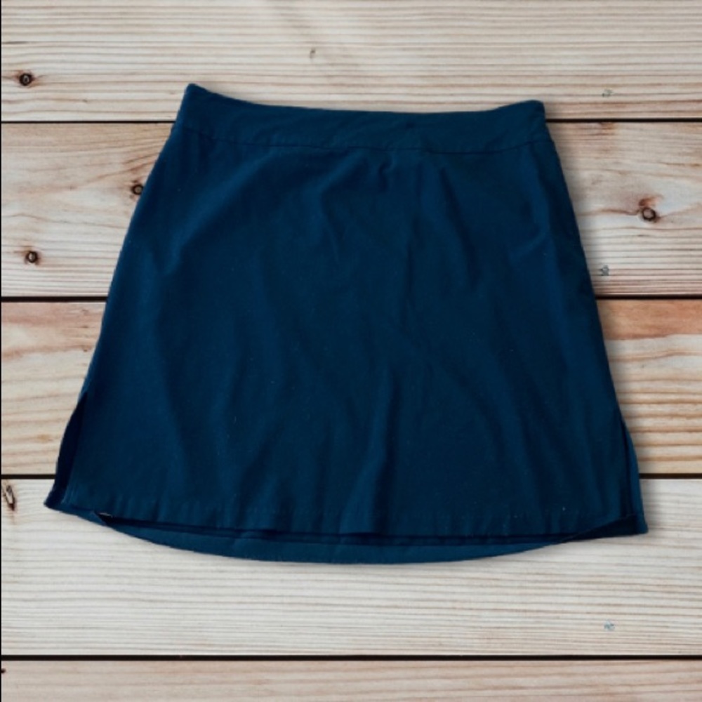Old Navy Black Skirt with STRETCH Size 18